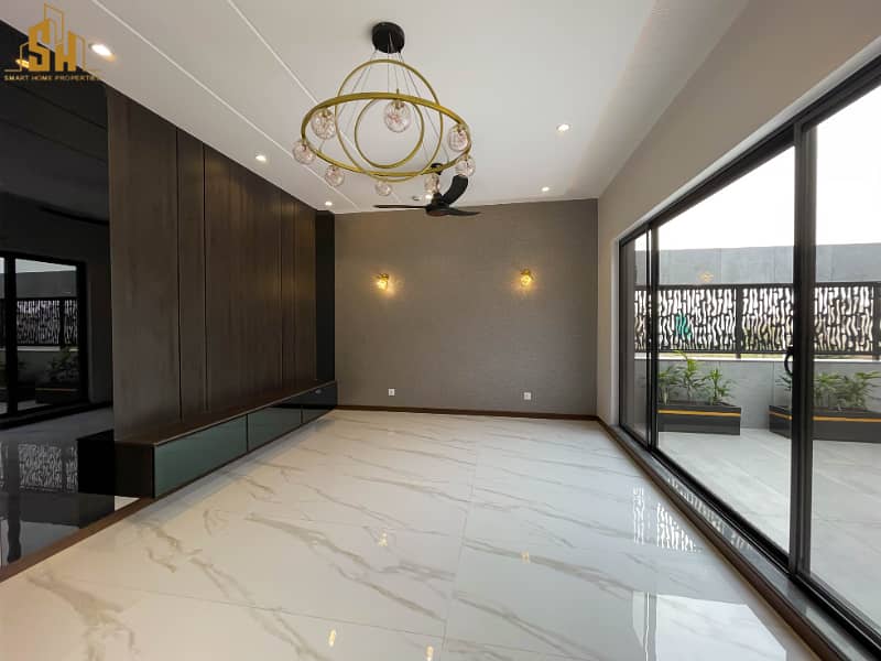 Beautiful Designed Kanal Bungalow With Modern Elevation For Sale Now In DHA Phase 7 23