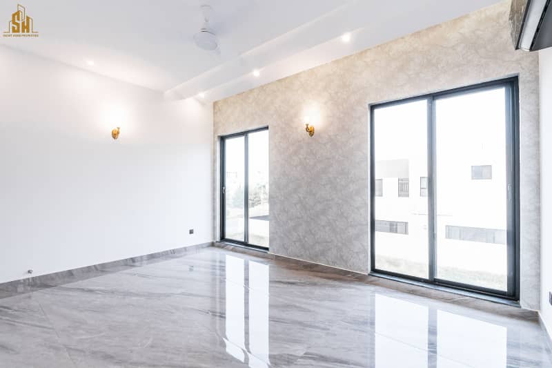 Beautiful Designed 1 Kanal Modern House For Sale In DHA Phase 7 41