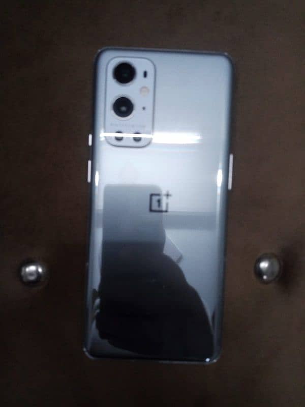 OnePlus 9pro brandnew 6