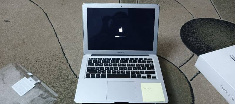 MacBook Air 2015 8/256 1