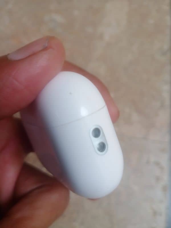 apple air pods pro 4