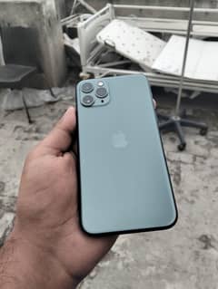 iphone 11 pro 256GB 9/10 Factory unlock