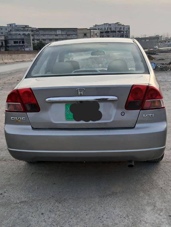 Honda Civic Oriel 2005 6