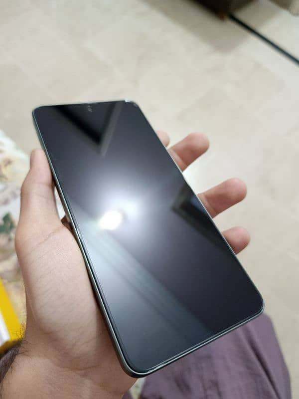 realme c67 8/128 2