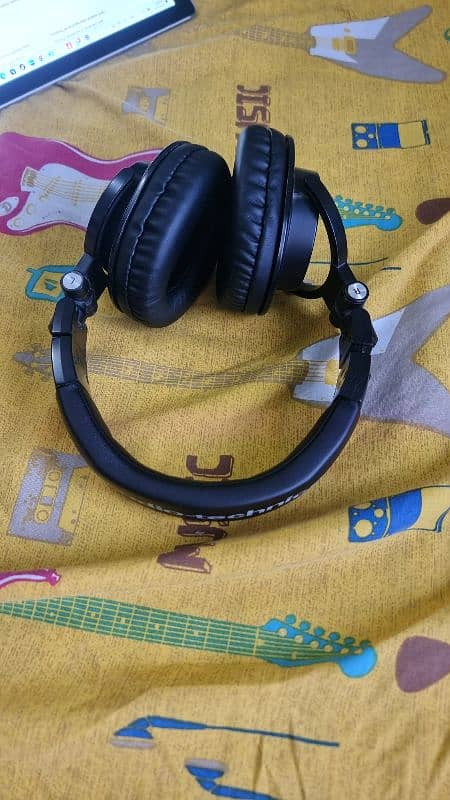 Audio technica ATH M50x with original cable, hardcase, headband cover 3