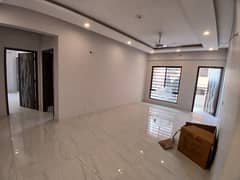 BRAND NEW LUXURY APARTMENT FOR RENT IN METROPOLIS RESIDENCY