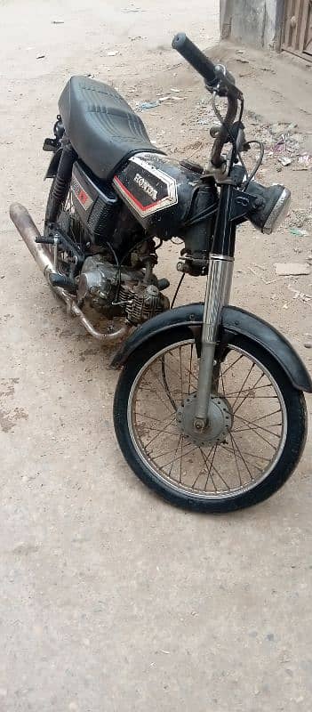 Honda 1982 70cc Karachi nambr add prlo 1