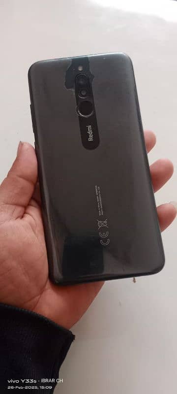 Redmi 8 4/64 GB 1