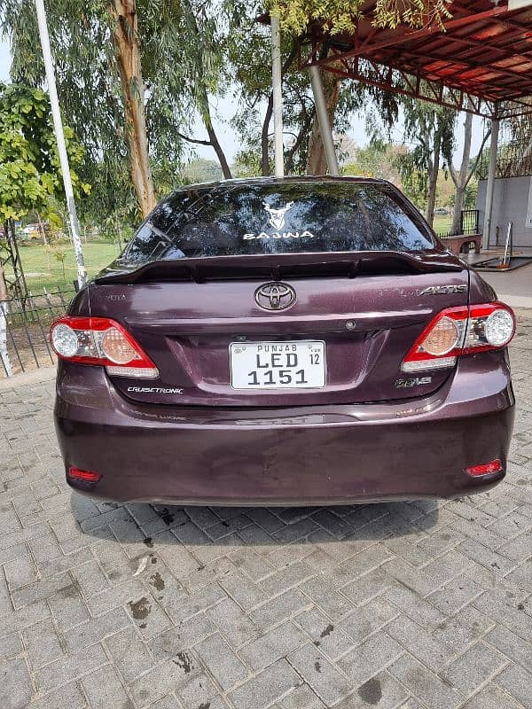 Toyota Altis Grande 2012 5