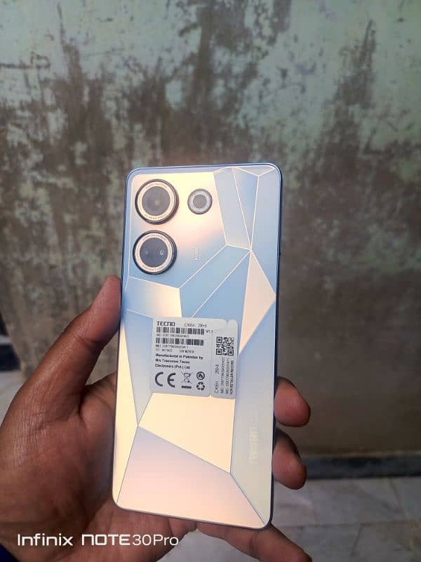 tecno camon 20  8+256gb 3