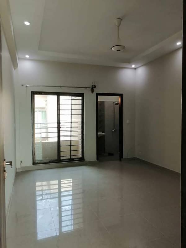 Apartment Available For Sale In Askari 11 Sec-B Lahore 33