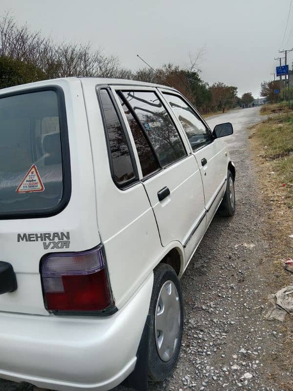 Suzuki Mehran VXR 2017 14