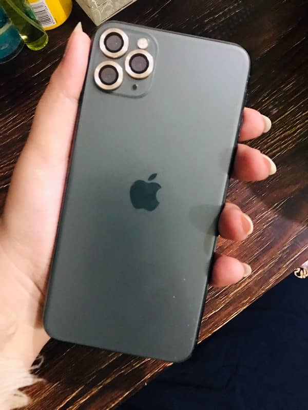 I Phone 11 Pro Max | 64gb | Non-PTA 3