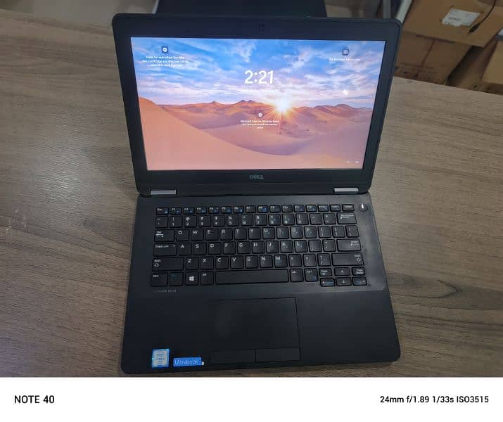 Dell Laptop Latitude E7270 0