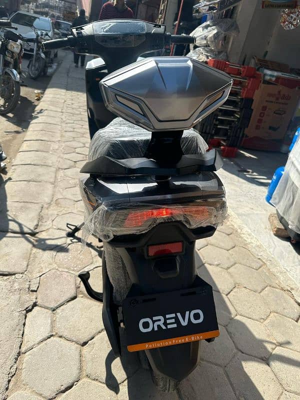 orevo Electric charging scoter 2