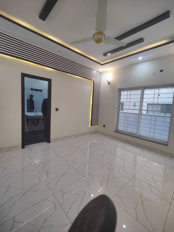 5 marla house for rent in sector d bahria town lahore 2