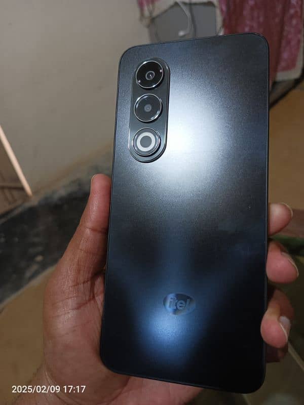 iTel s25 complete box urgent sale wastapp on 0320+8232+469 2