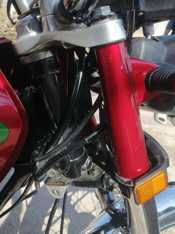 Honda CG125 Model 2013 for Sale Excellent Condition. 4