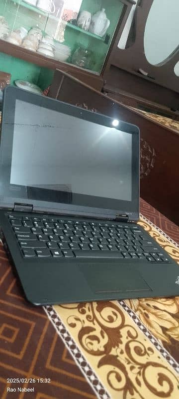 Lenovo yoga 11e touch screen 3