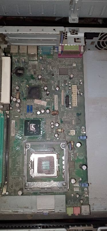 6 Piece Only CPU Motherboard and Casing Without All Others components. 9