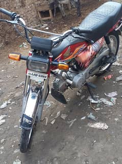 Honda bike in good condition final price.