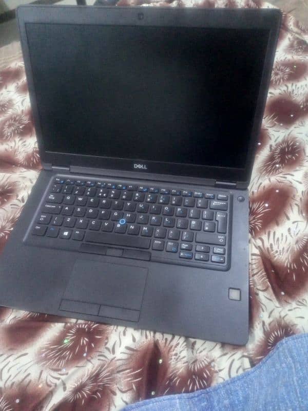 Laptop Dell cori i5,7th generation,8/256gb with Sim option,fingerprint 8