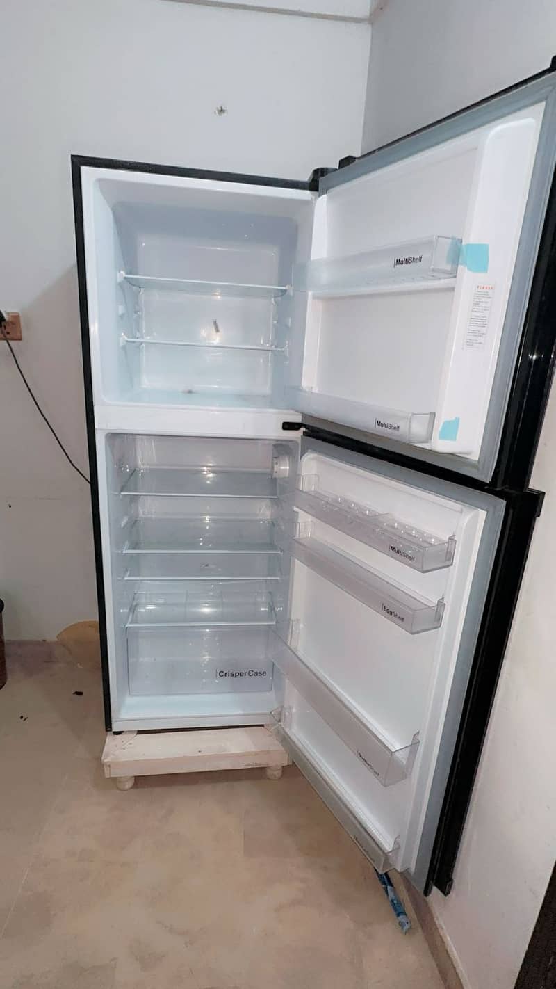 Dawlance Refrigerator 0