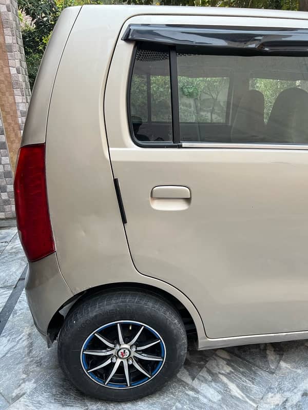 Suzuki Wagon VXL 2017 Geniune Condition Family Used 11