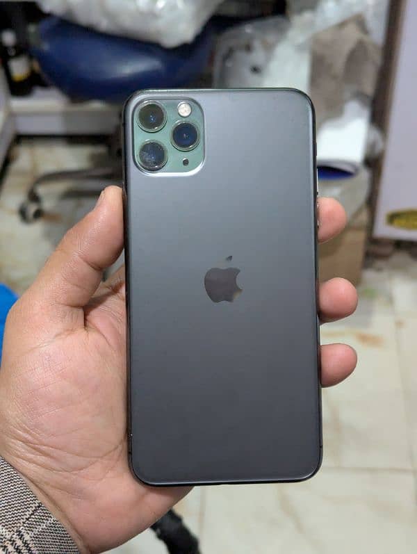 iphone 11 pro max 256 gb 72 bh with box 1