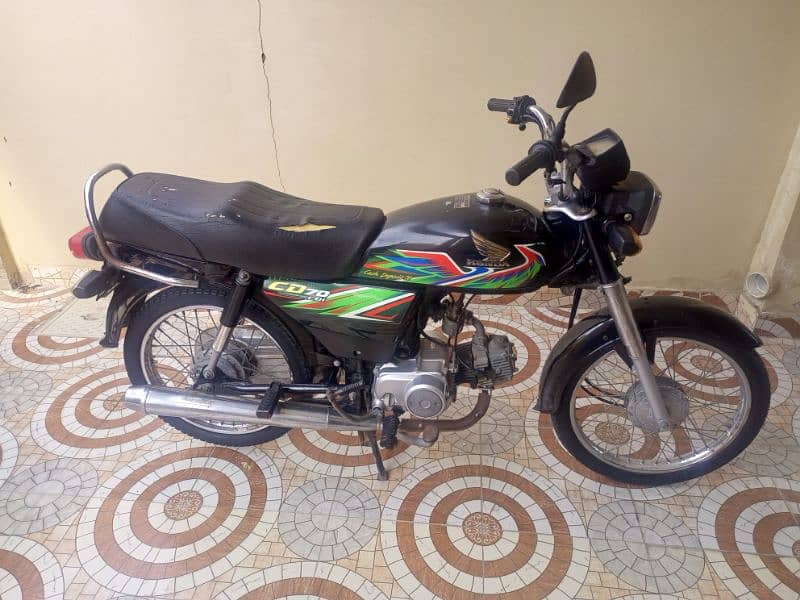 Honda CD70 2021 Model For Sale in Bahria Town Karachi 7