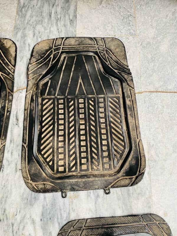 Universal car mats for sale 2