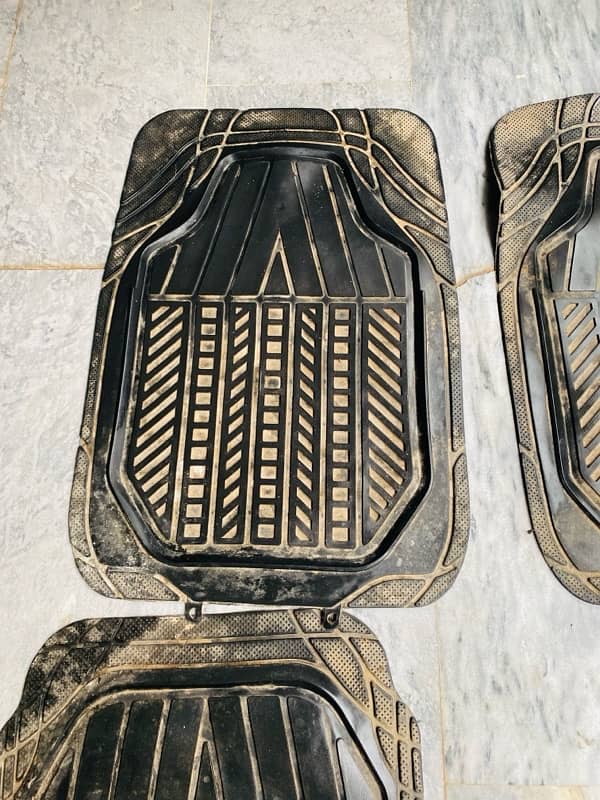 Universal car mats for sale 3