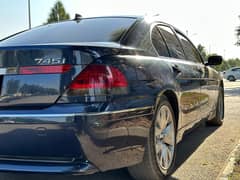 BMW 7 Series 2004