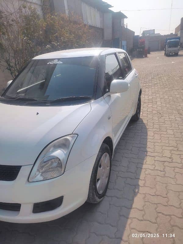 Suzuki Swift 2012 4