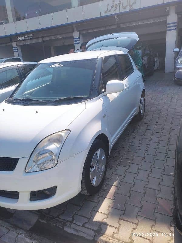 Suzuki Swift 2012 6