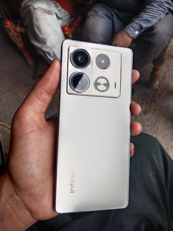 Infinix Note 40 1