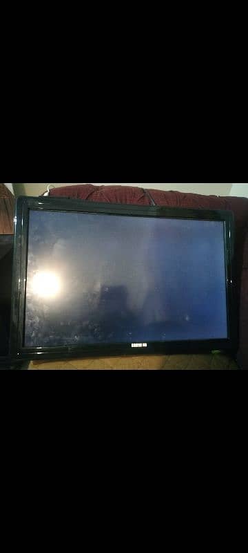 28 inch simple lcd 0