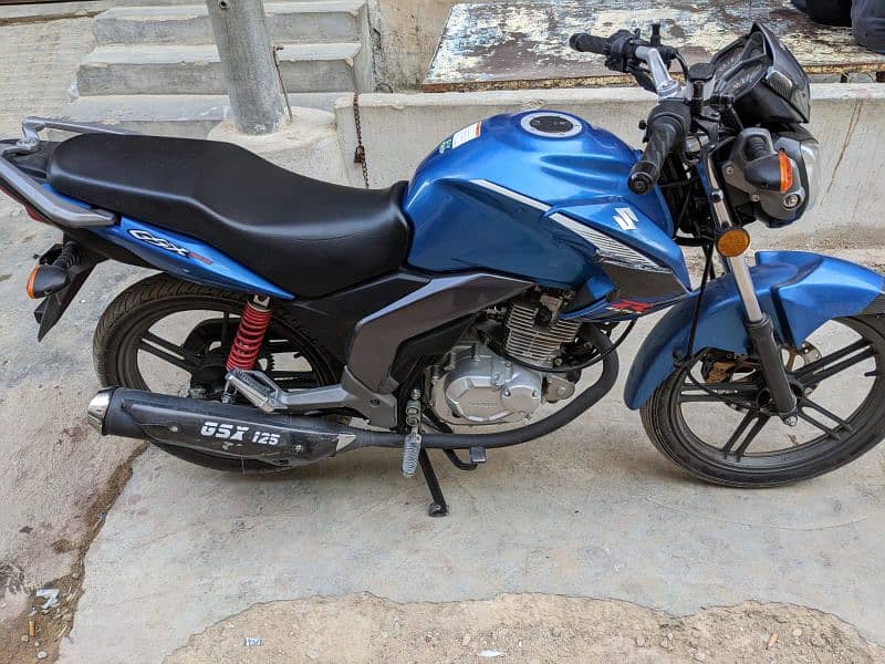 Suzuki gsx 125 contact no 03152941206 4