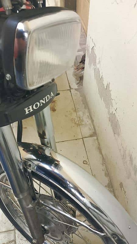 Honda CG 125 Special Edition 6