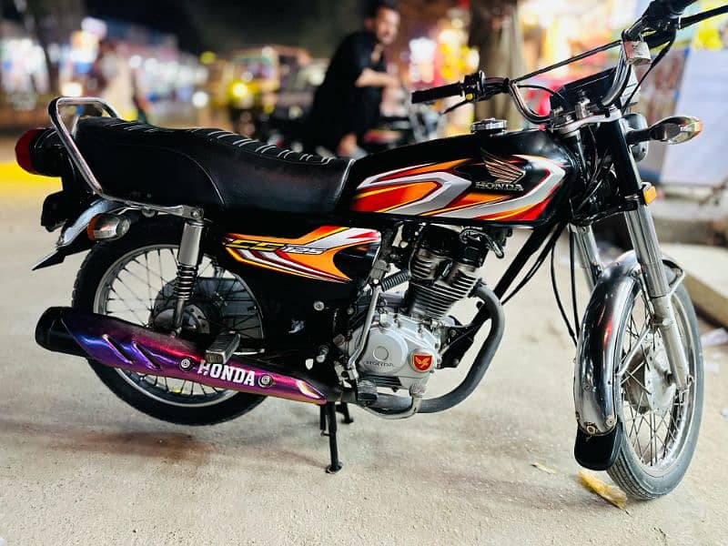 Honda CG 125 2022 4