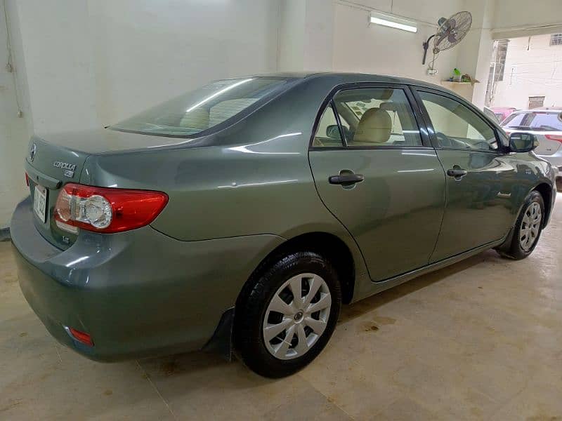 Toyota Corolla GLI 2011 9