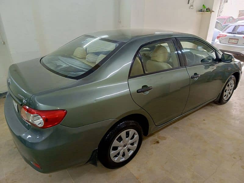 Toyota Corolla GLI 2011 13