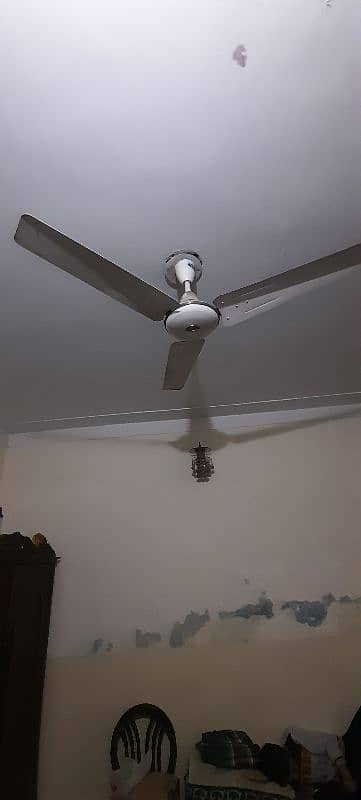 4 celling fan for sale 1