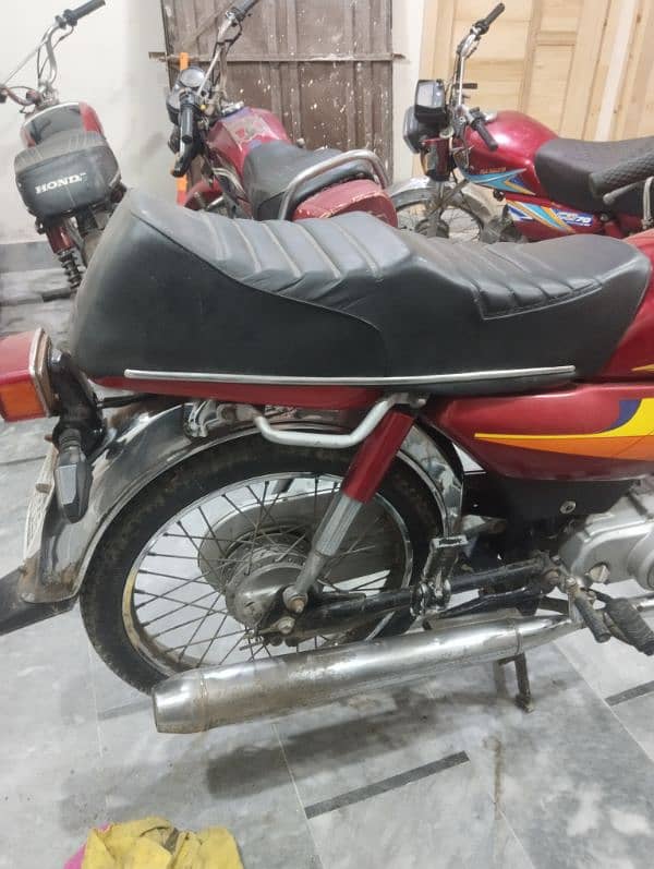 Honda cd 70 2005 model biometric available All documents clear 7