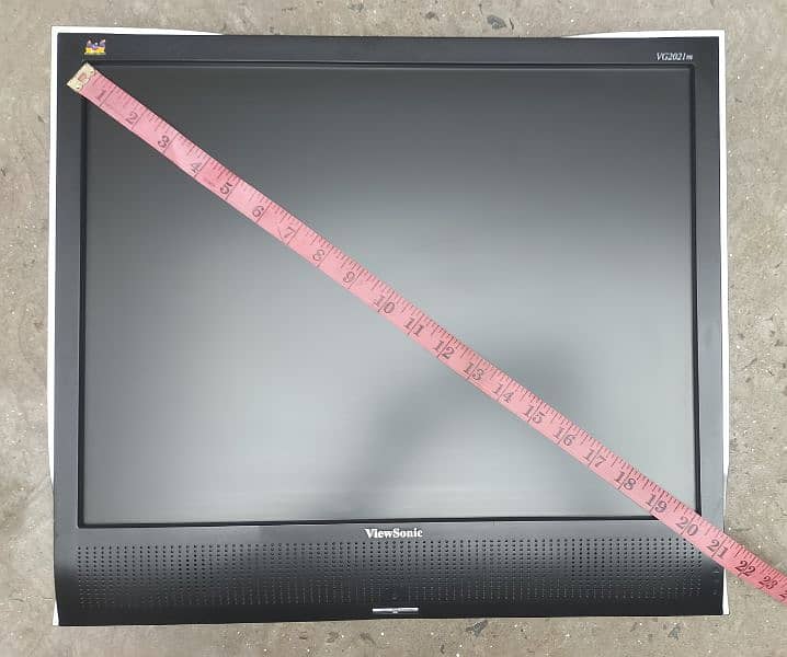 HP PC & ViewSonic Lcd 6