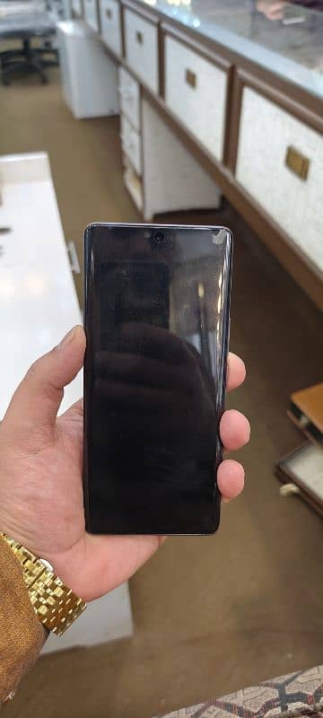 vivo v 40 full scratch less like new phone 4