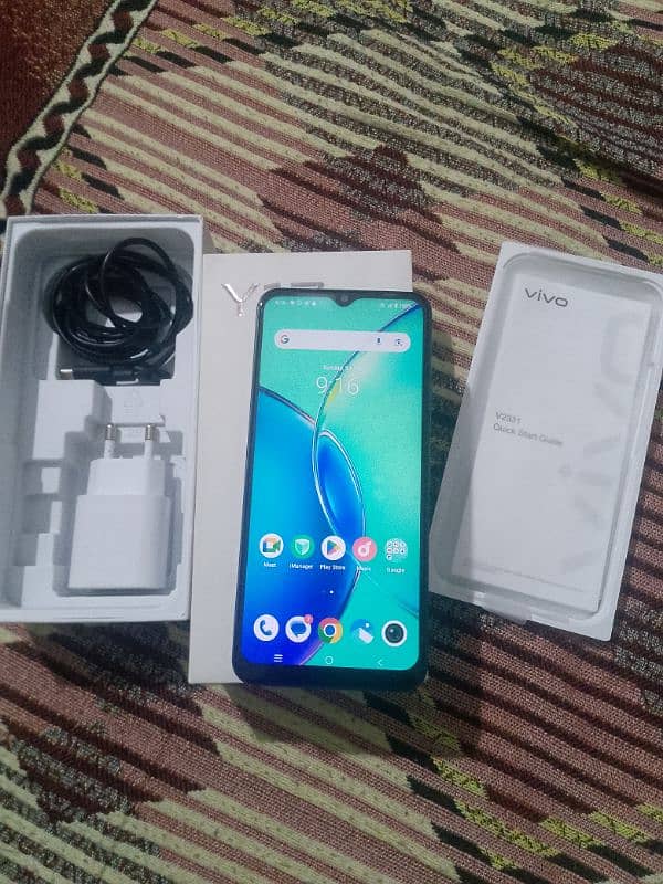 vivo y17s 4+4 128gp. 3 month warranty 0