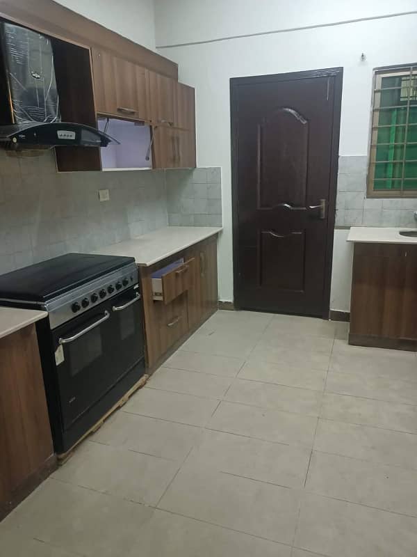 3-Bedroom Flat For Rent In Sector B Askari 11 Lahore 2