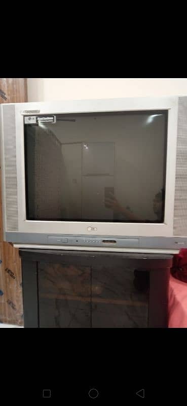 LG Large Television 10/8 Condition 2