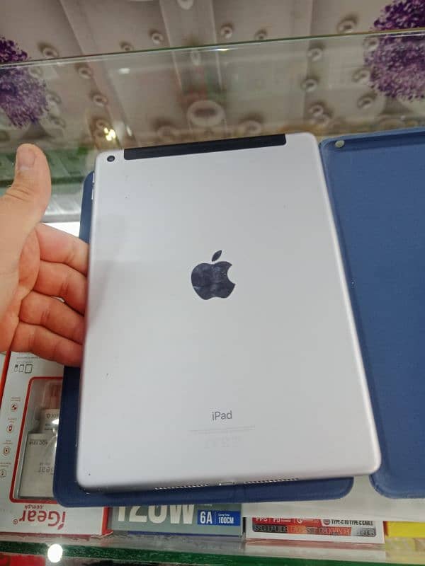 iPad 6th generation 3